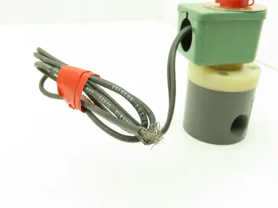 Plast-o-matic EUC3B4G6 Solenoid Valve PVC 3/8" NPT 40 PSI 120V Coil