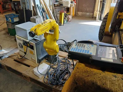 2016 FANUC LR MATE 200ID Material Handling | ACES Robotics Ltd (2)