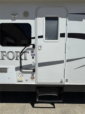 Used DUTCHMAN KOMFORT 3030QB Campers, Caravans, Motorhomes Oregon US | MachineryMax #1341169