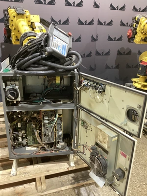 USED FANUC R-2000IB/210F + R30IB