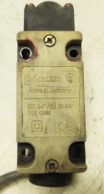 USED Moeller AT-4/11