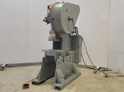 USED NIAGARA M-22