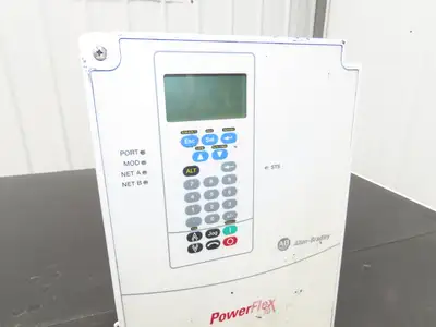 Allen Bradley 20AD040C3AYNANC0 PowerFlex 70 AC Drive 30Hp 480VAC 3Ph 40A Ser A