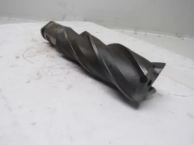 Quinco 2-1/2" 346.6mm 4 Flute Spiral End Mill 2" Combo Shank 8" Cut