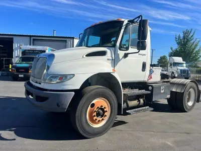 Used 2009 INTERNATIONAL DURASTAR 4400 Cab Chassis trucks Washington US | Puget Sound Truck Sales #1546537