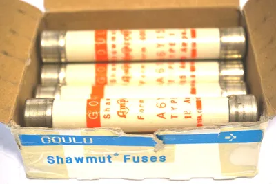 7 NEW GOULD SHAWMUT A6Y15-1 FUSES A6Y151
