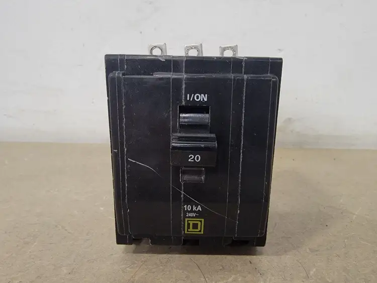 Used SQUARE D QO120 Switchgears British Columbia CA | Lenmark #367156