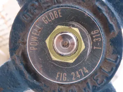 Powell 2474 Stainless Globe Valve 1-1/2" Socket Weld 200 WOG Rising Stem
