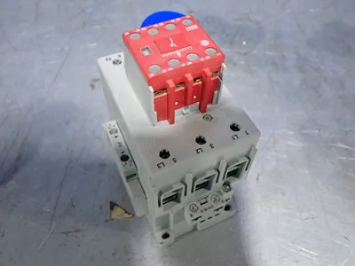 NEW ALLEN BRADLEY 100C60D*00
