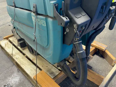 Used TENNANT 5700 Sweepers Ohio US | HGR 24 #1265879