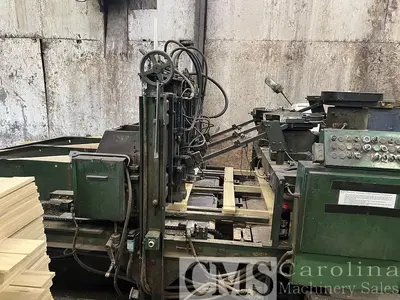 USED 1979 VIKING DUO-MATIC PALLET NAILER
