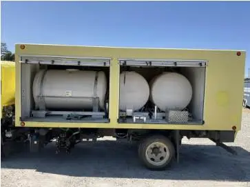 Used 2017 ISUZU NRR Tanker trucks Florida US | Truck and Van Outlet #1520172