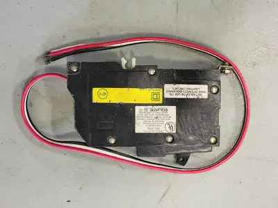 USED SQUARE D QOB120