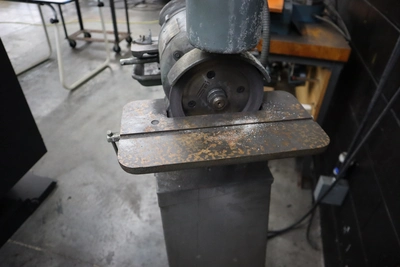 Used BALDOR 532 Pedestal Type Grinders (Double End) Minnesota US | Machinesused.com #1364586