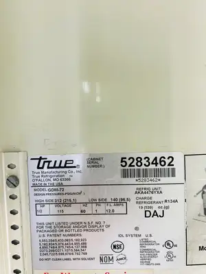 True GDM-72 3 door glass commercial Refrigerated  Merchandiser Refurbished