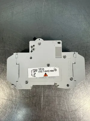 USED Schneider Electric C60