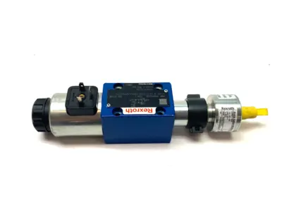 USED BOSCH REXROTH DIRECTIONAL SPOOL VALVE