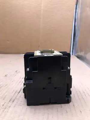 Mitsubishi S-K65UL Magnetic Contactor 110-120/220-240/440-600V 95A