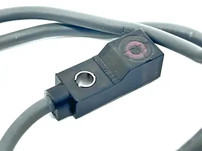 E2S | Omron  Super-Compact Proximity Sensor - Used