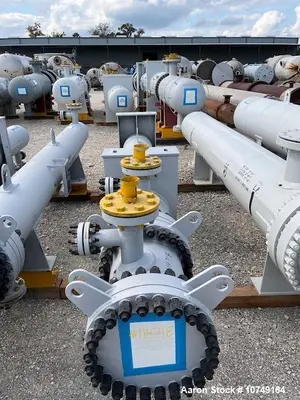Wuxi 333 Sq Ft Shell and Tube Heat Exchanger, Duplex 2205 Tubes & Shell, High Pressure