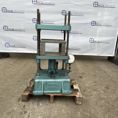 Apex Hydraulic Press 10 Ton 300mm Square