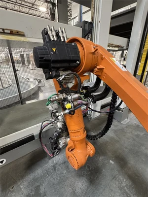 Used 2019 KUKA KR-16-R1610 Robotics California US | MachineryMax #1474684