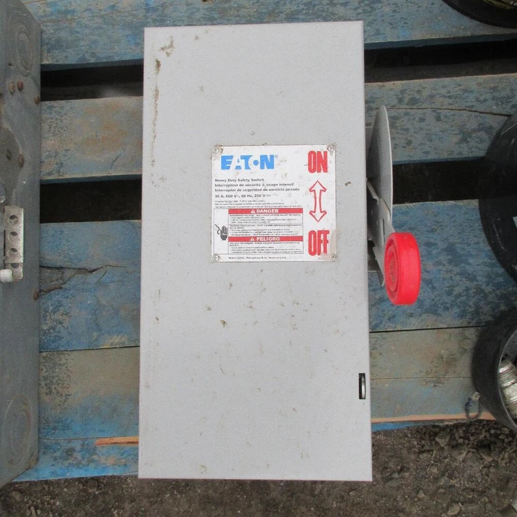 Used EATON CORPORATION 1HD361 Disconnects British Columbia CA | Savona Equipment LTD #1168907