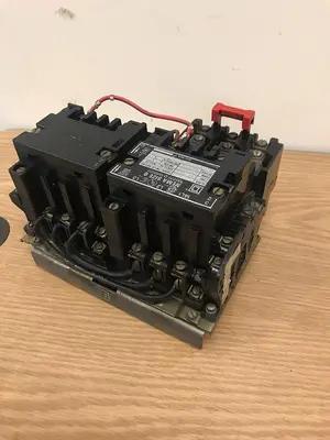 USED SQUARE D 8736SB04