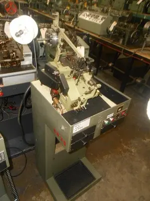 0211-100 MGZ Single Curb Chain Making Machine Model MGZ 93
