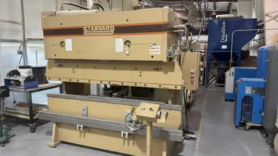 STANDARD INDUSTRIAL AB100-8 HYDRAULIC PRESS BRAKE