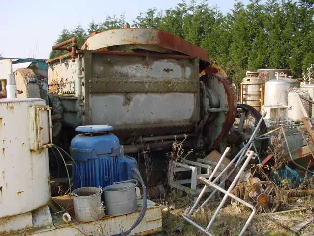 B Perkins 1,600 L M/S Jktd Z Blade Mixer
