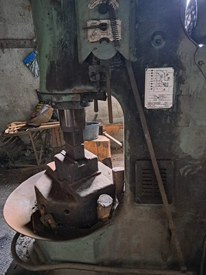 VAPTZAROV Pneumatic Forging Hammer, in full working order, visible under power, VIDEO, POA