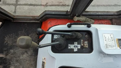 USED 1995 KUBOTA R520