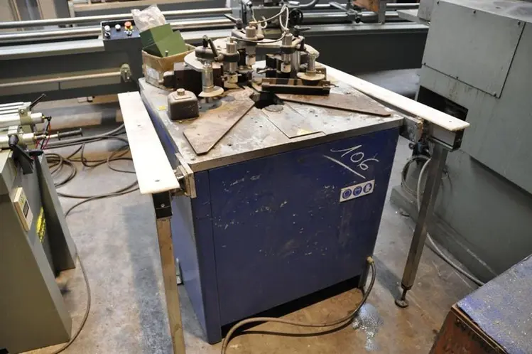Used FOM BAIHA CORNER CRIMPING Hydraulic Presses BE | Apt International N.V #362182