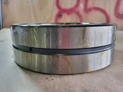 NEW SKF 23124 CC-W33