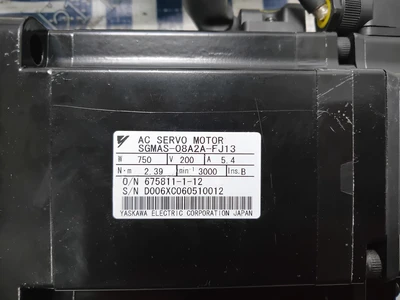 USED YASKAWA SGMAS-08A2A-FJ13