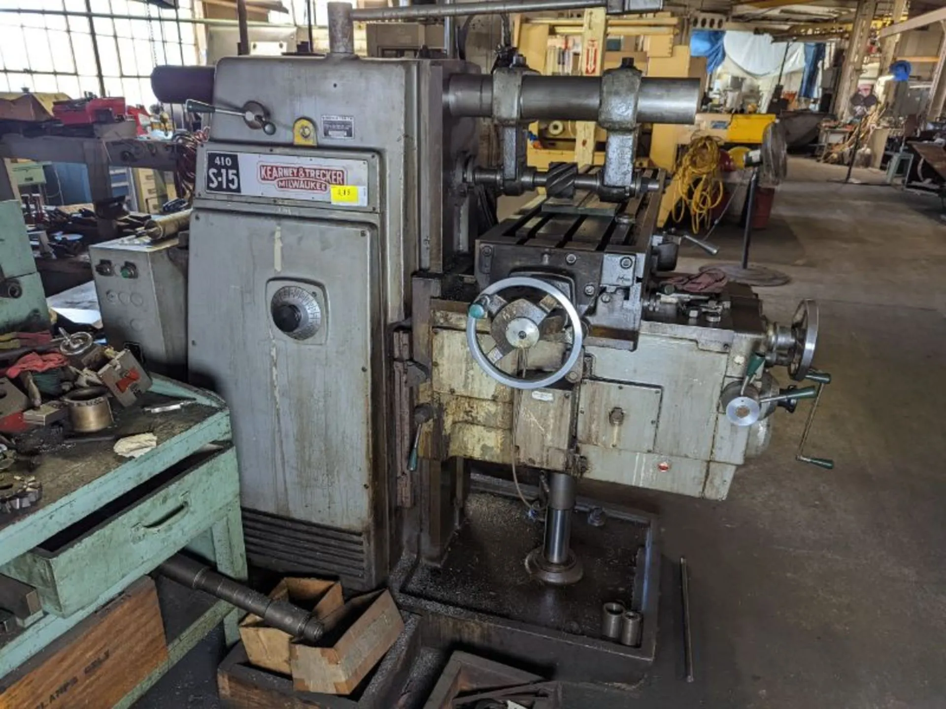 USED KEARNEY & TRECKER 410S-15
