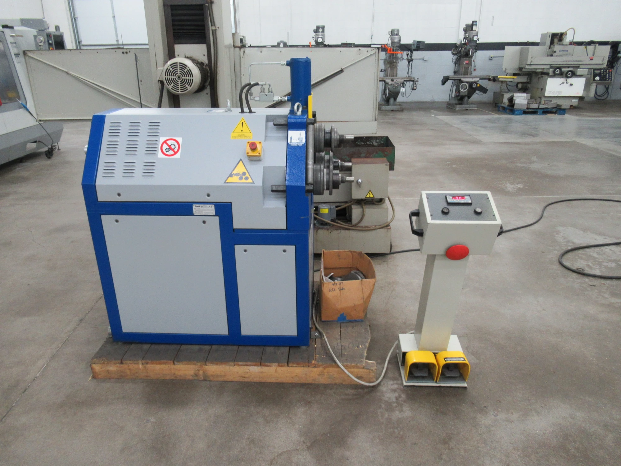 USED 2013 TAURING BENDING ROLLS BS 50 HV