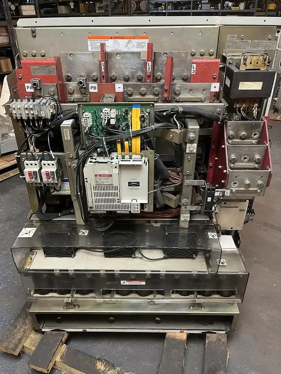 Used SQUARE D ATV66FC28N4 Industrial Controls | Surplus Asset Holdings #1220182