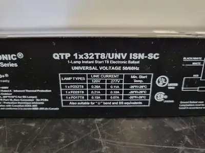 USED SYLVANIA QTP 1X32T8/UNV ISN-SC