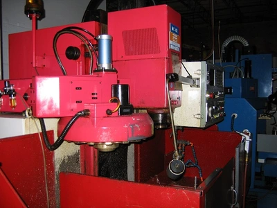 USED 1981 MATSUURA MC-500V