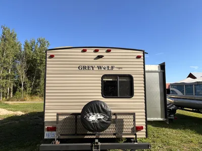Used 2018 CHEROKEE GREY WOLF 27DBS Campers, Caravans, Motorhomes Michigan US | Miedema Asset Management Group #1437137