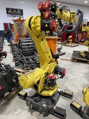 Used 2016 FANUC R2000IC 165F Robots Michigan US | RAB Industries, Inc. #184492