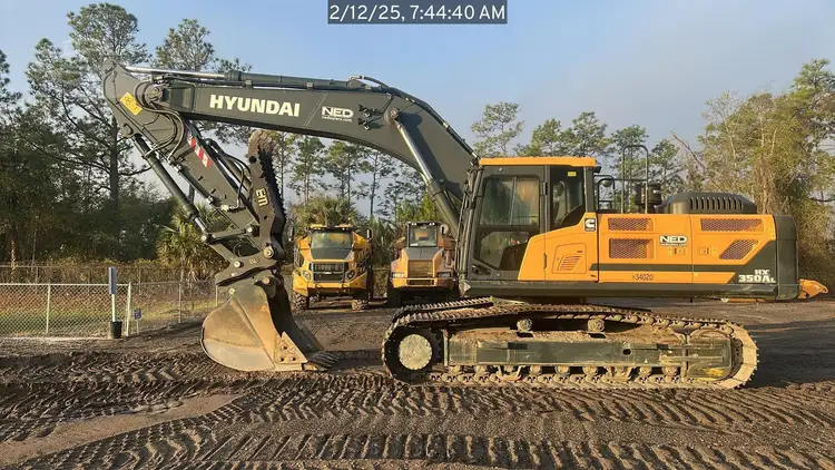 Used 2023 HYUNDAI HX350AL Crawler Excavators Florida US | National Equipment Dealers #1422327
