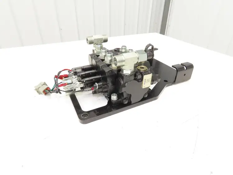 Used LANDOLL _UNKNOWN_ Forklift Attachments | Arrow Industrial #562741
