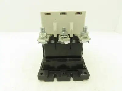 Fuji SC-N8 (180) Motor Starter Contactor 3-Pole 150Hp 180A 600V 120V Coil AC/DC