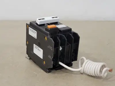 Used EATON QBGFEP2015 Switchgears British Columbia CA | Lenmark #239329