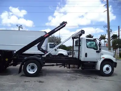 Used 2019 INTERNATIONAL _UNKNOWN_ Hooklifts & Roll-Offs Florida US | TLC Truck & Equipment #1568913