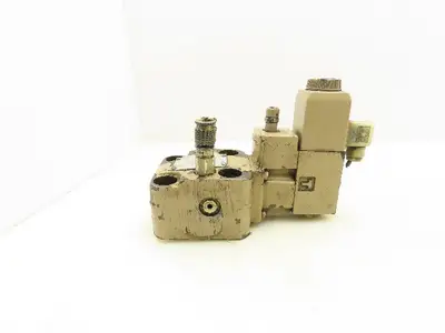 Vickers CG5060AFMUHL7110 Hydraulic Relief Valve Solenoid Controlled 24V DG4V3