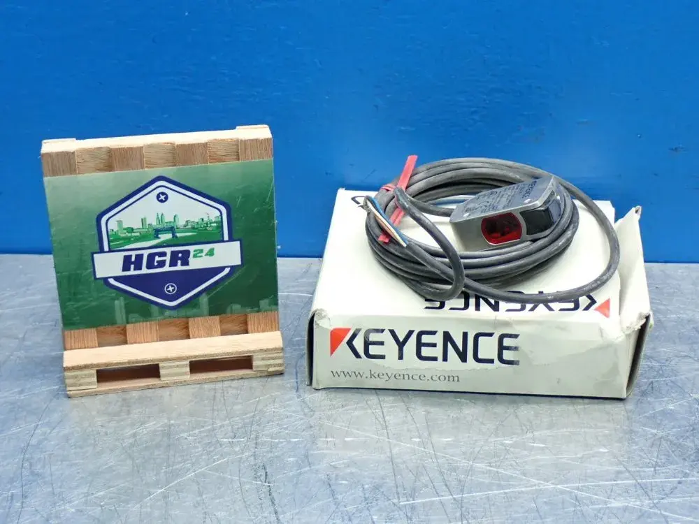NEW KEYENCE LRZB250N